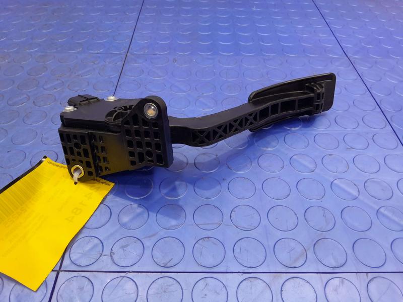 2015-2019 Subaru Legacy Outback Accelerator Pedal Genuine OEM Part 36010AL040