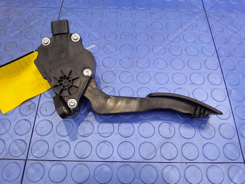 2015-2019 Subaru Legacy Outback Accelerator Pedal Genuine OEM Part 36010AL040