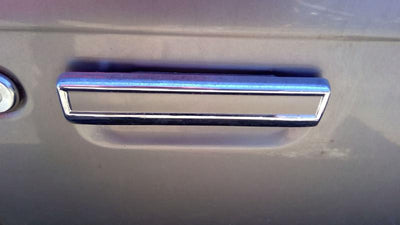 1984 - 1996 Oldsmobile Cutlass Ciera Front Door Handle RH Passenger Side OEM 20332644