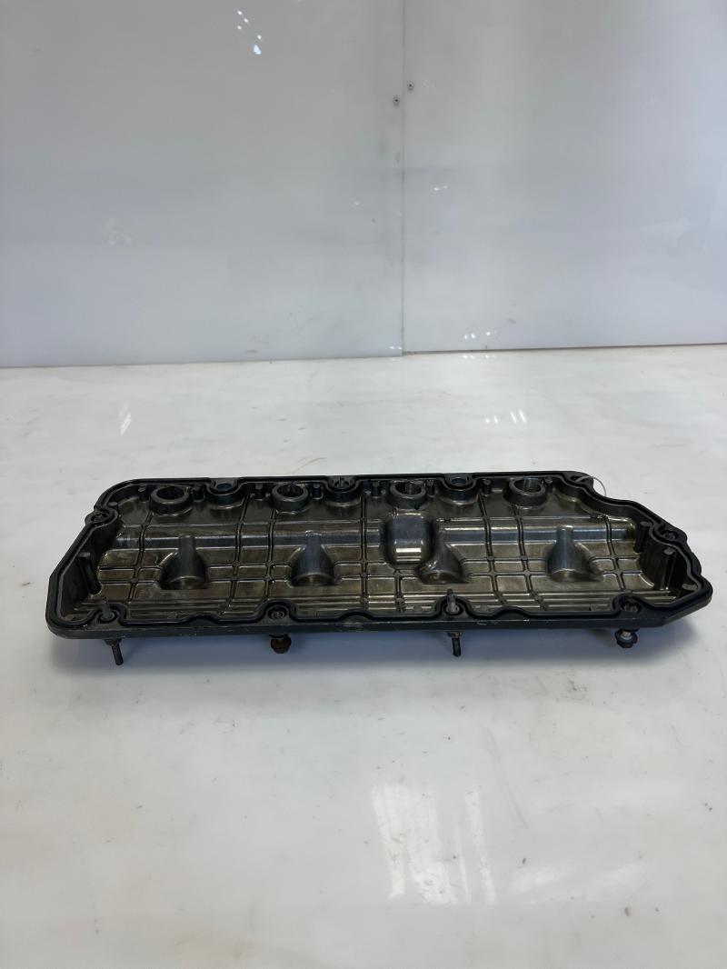 2008 Ford F-350 Super Duty Valve Cover
