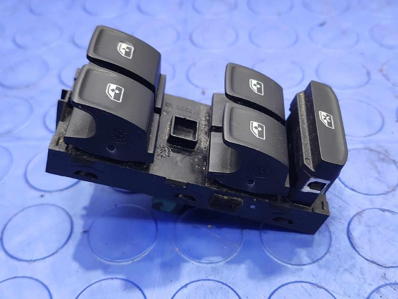 2019-2020 Volkswagen Jetta Master Window Switch Assembly OEM 5G0959857D