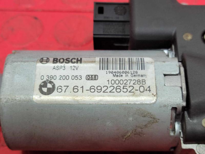 2004-2010 BMW X3 E83 Sunroof Drive Motor Genuine OEM Part 67616922652
