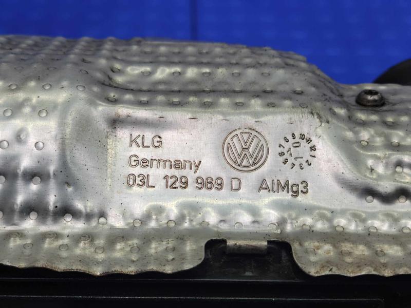 2012 Volkswagen Jetta Valve Cover