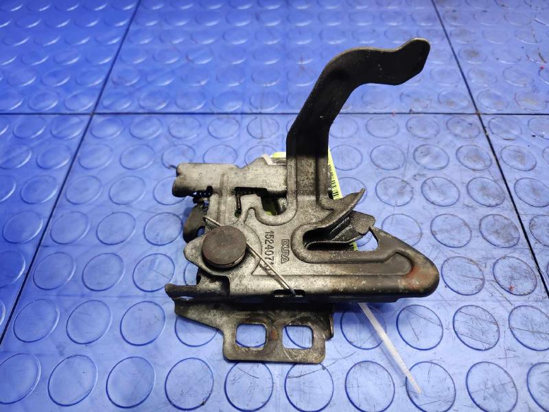 2005 Chevrolet Silverado 1500 Hood Latch