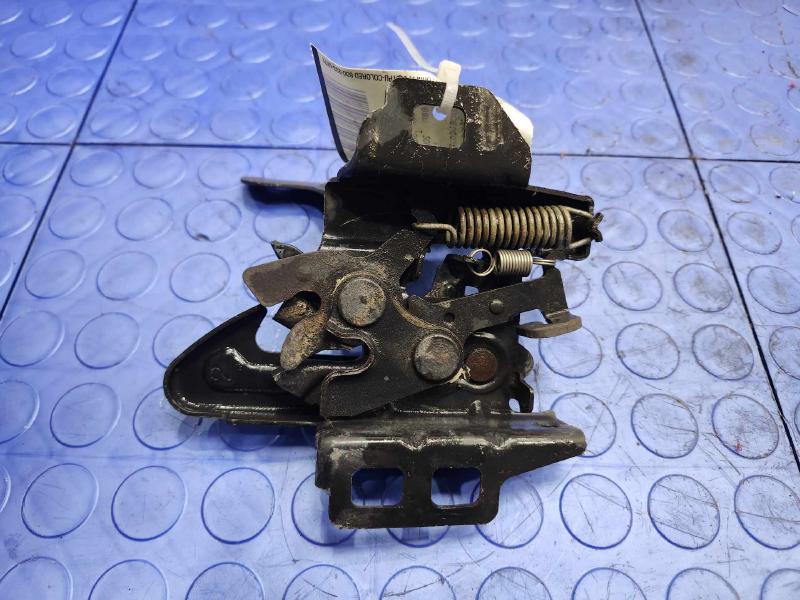 2005 Chevrolet Silverado 1500 Hood Latch
