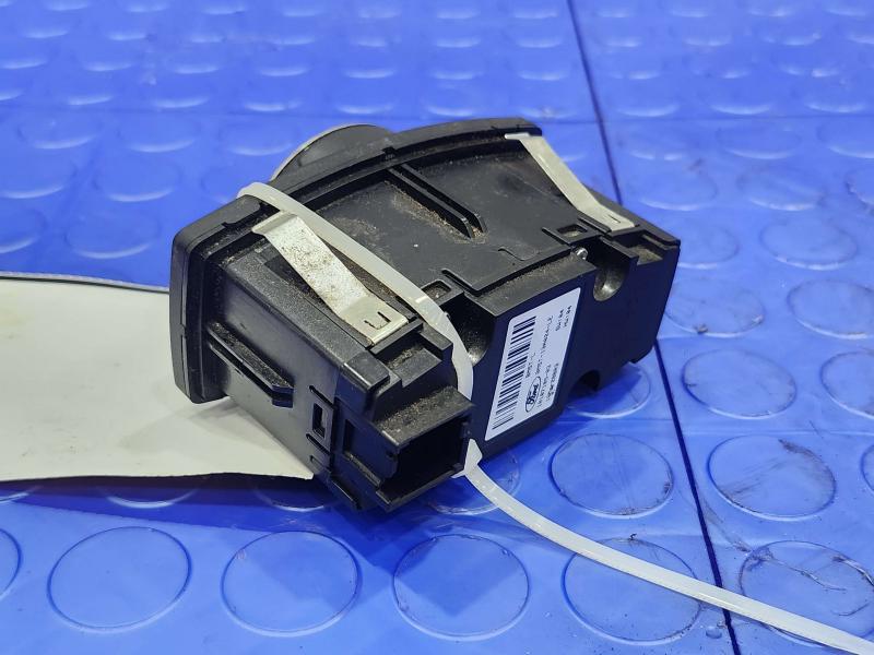 2016 Ford Transit 150 Headlight Switch (Dash Mtd)