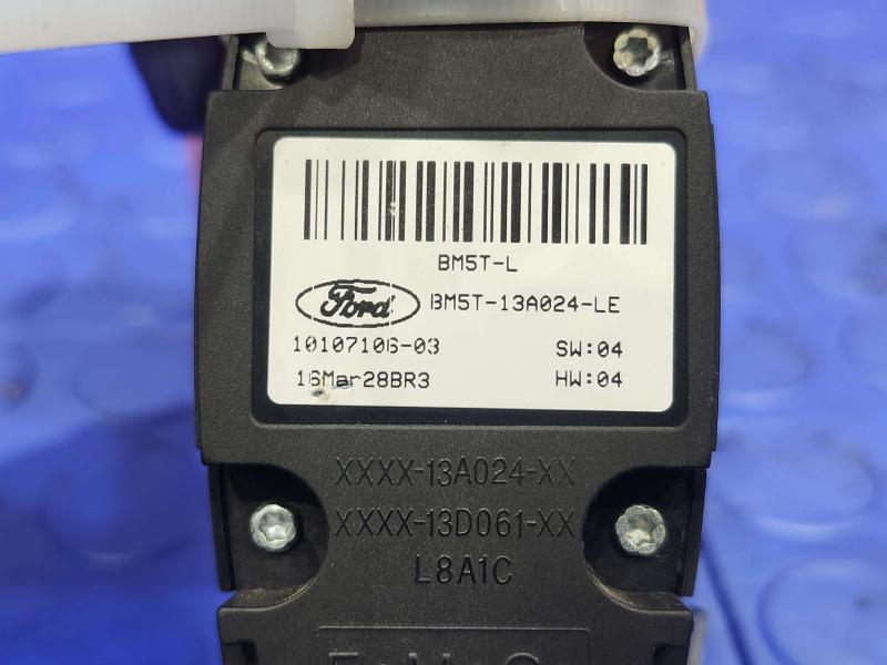 2016 Ford Transit 150 Headlight Switch (Dash Mtd)