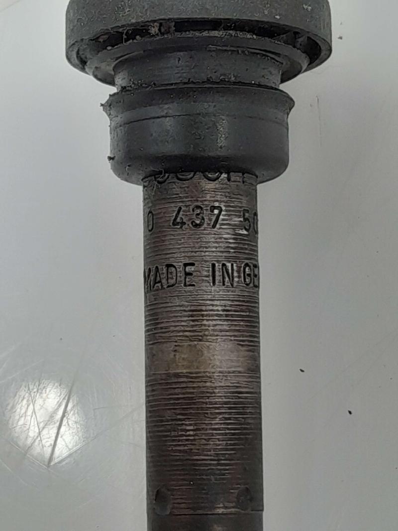1990 Mercedes 420SEL Misc Fuel Injection Parts