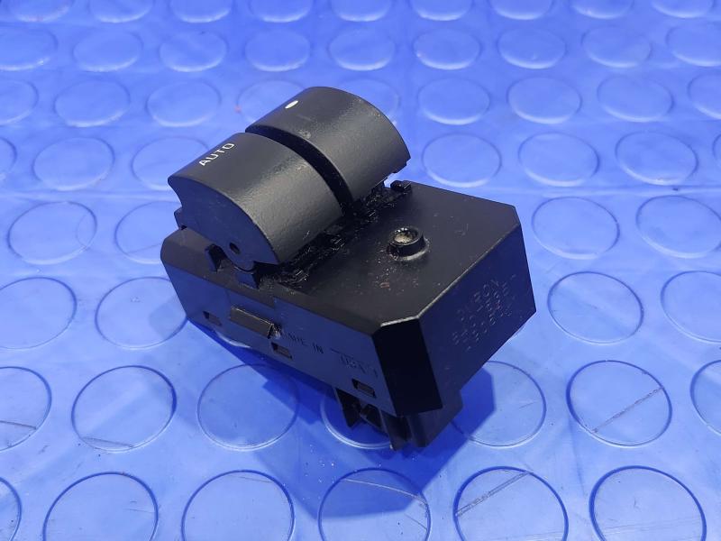2019 Chevrolet Express 2500 Door Switch Front