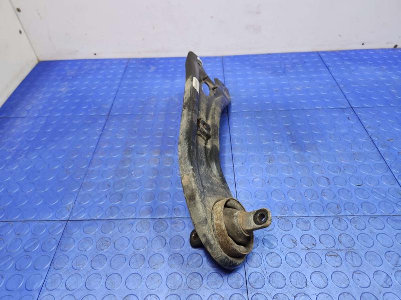 2016 Kia Sedona Lower Control Arm Rr