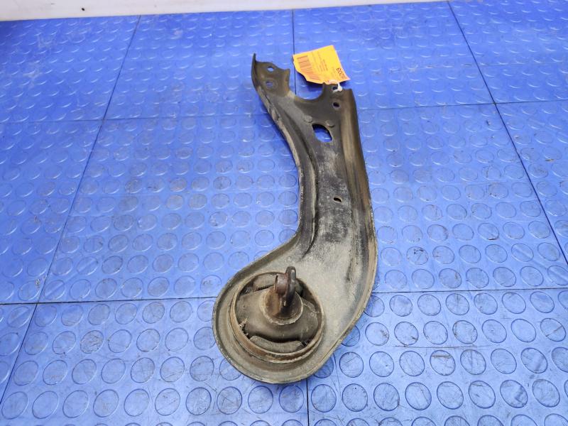 2016 Kia Sedona Lower Control Arm Rr