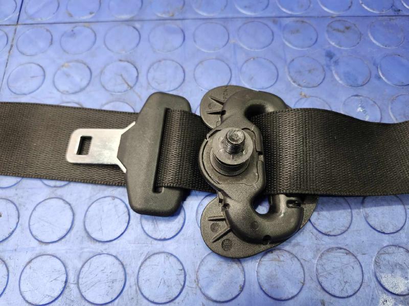 2014 BMW 228i Front Seat Belt