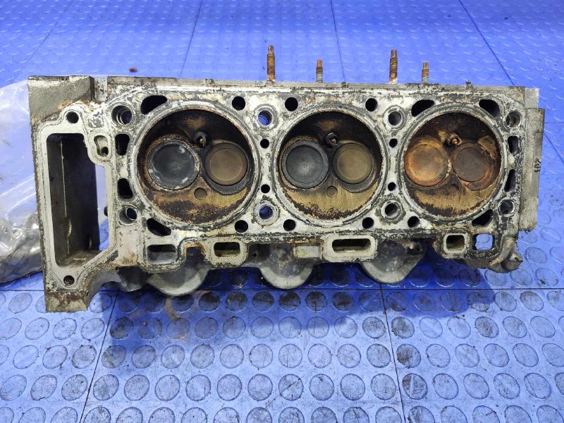 2011 Ford Ranger Cylinder Head