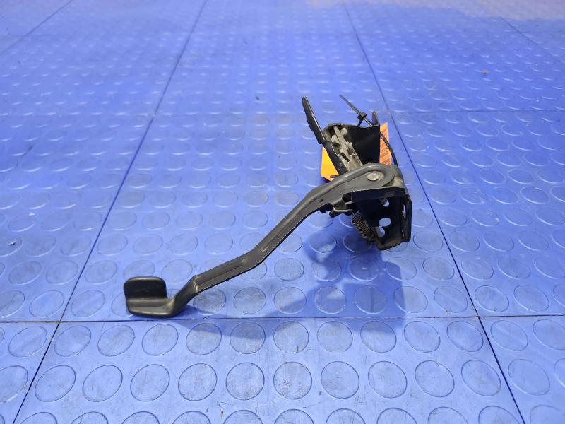 2004-2007 Dodge Caravan Hood Latch Lock Assembly Genuine OEM 4717515AC