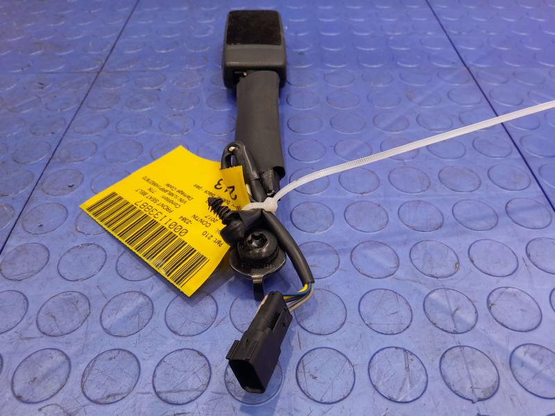 2017 Lincoln Continental Front Seat Belt
