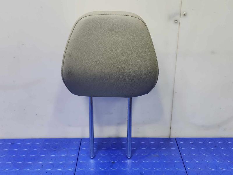 2012 Hyundai Veloster Headrest