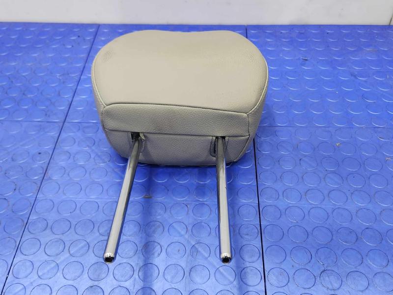 2012 Hyundai Veloster Headrest