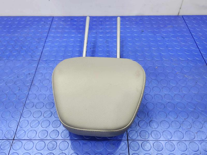 2012 Hyundai Veloster Headrest
