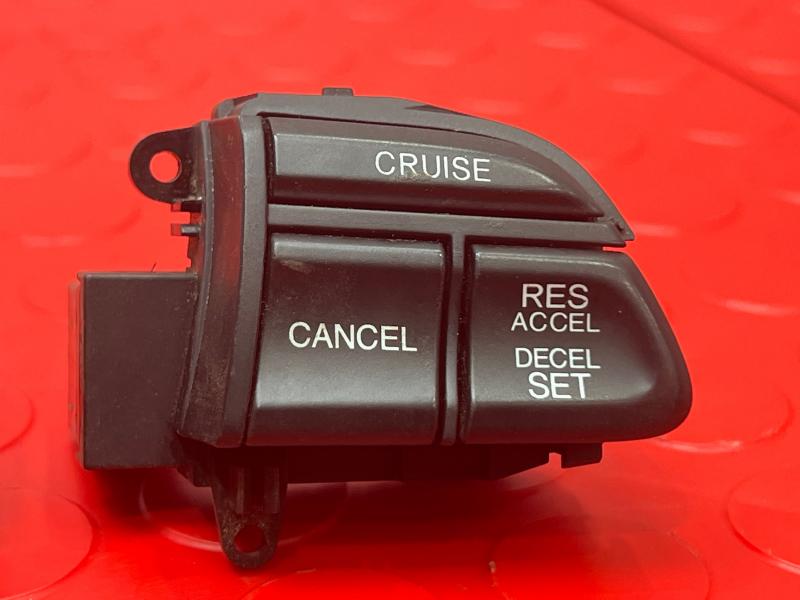 2008-2009 Honda Accord Cruise Control / Radio Switches OEM 36770-TA0-A01