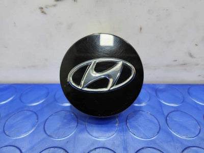2013 Hyundai Santa Fe Center Cap