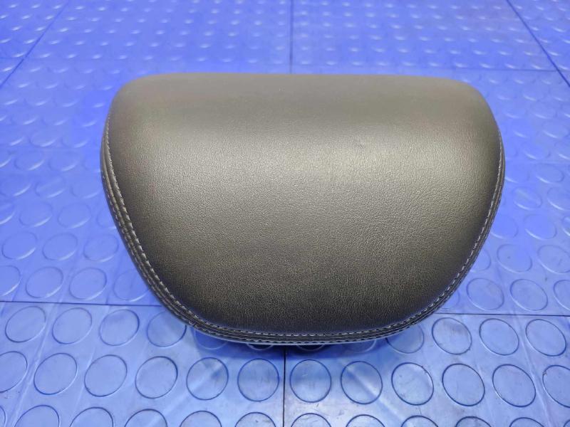 2017 Nissan Maxima Headrest