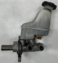 2011 - 2013 Kia Sorento Brake Master Cylinder Assembly OEM 585101U801