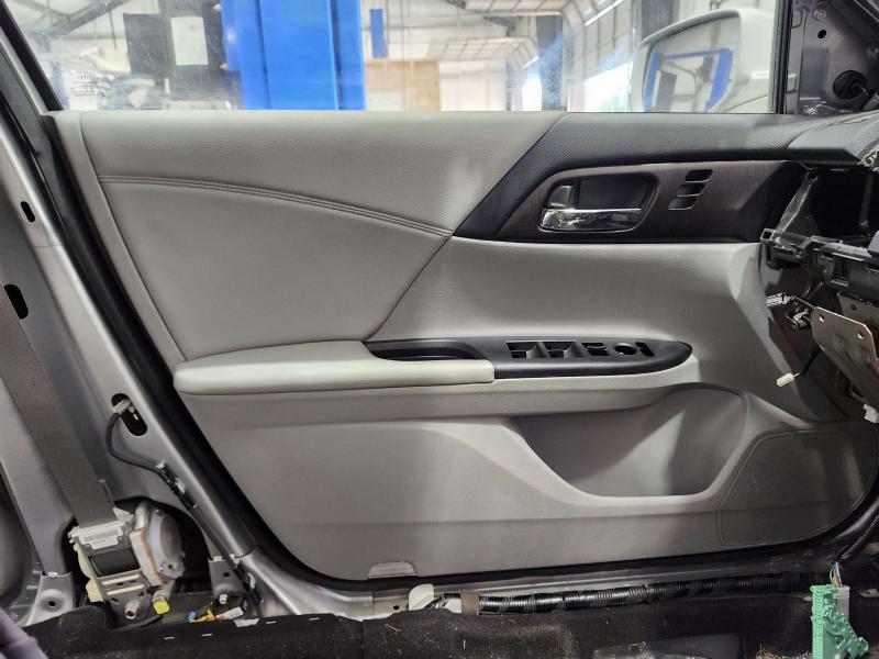 2014 Honda Accord Front Door Trim Panel