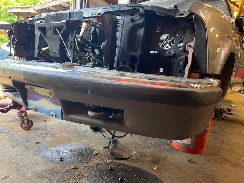 2002 Chevrolet S10 Front Bumper Assy.