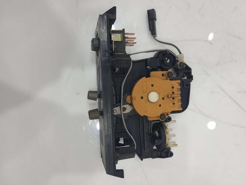 1986 - 1992 Pontiac Firebird Temperature Controls Manual (C60) OEM