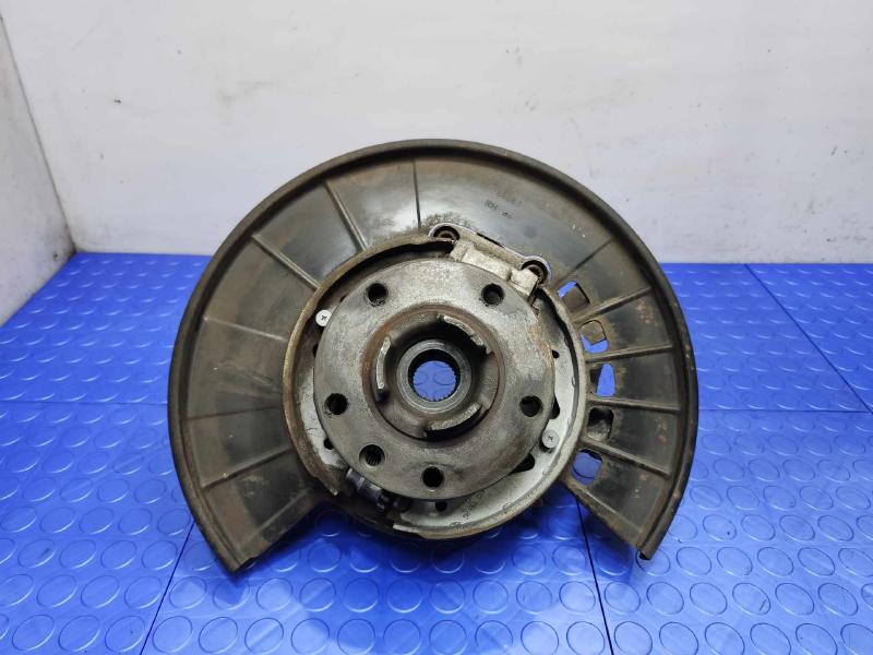 2011 Volkswagen Touareg Rear Knuckle/Stub Axle