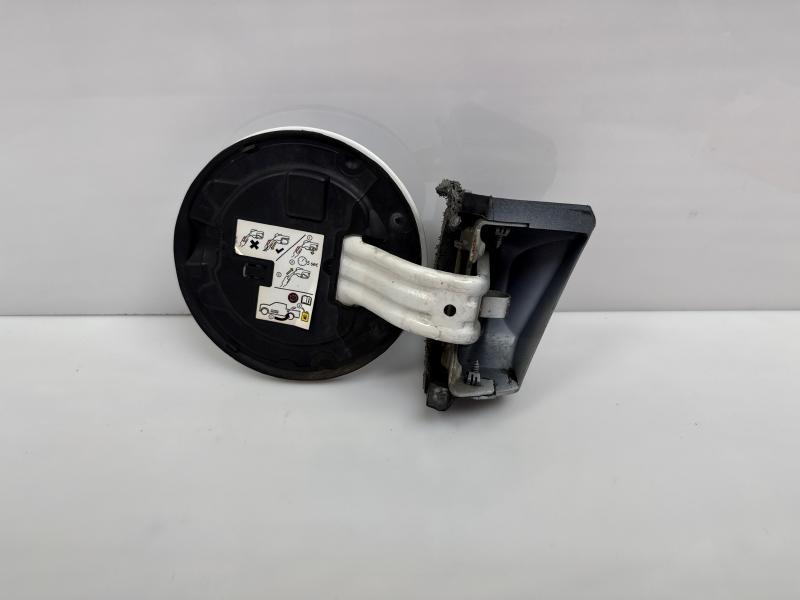 2018 Ram 3500 Fuel Tank Door