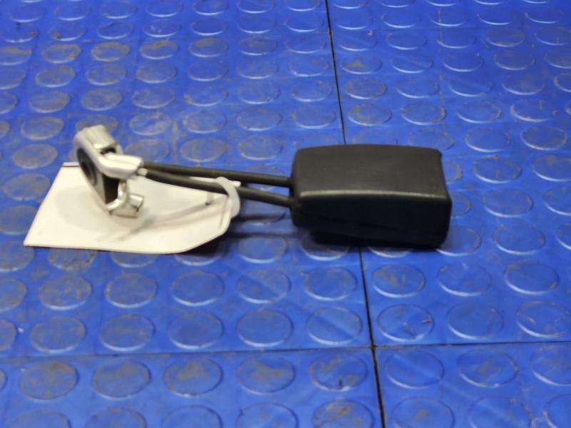 2006 Mercedes CLS-Class Rear Seat Belt