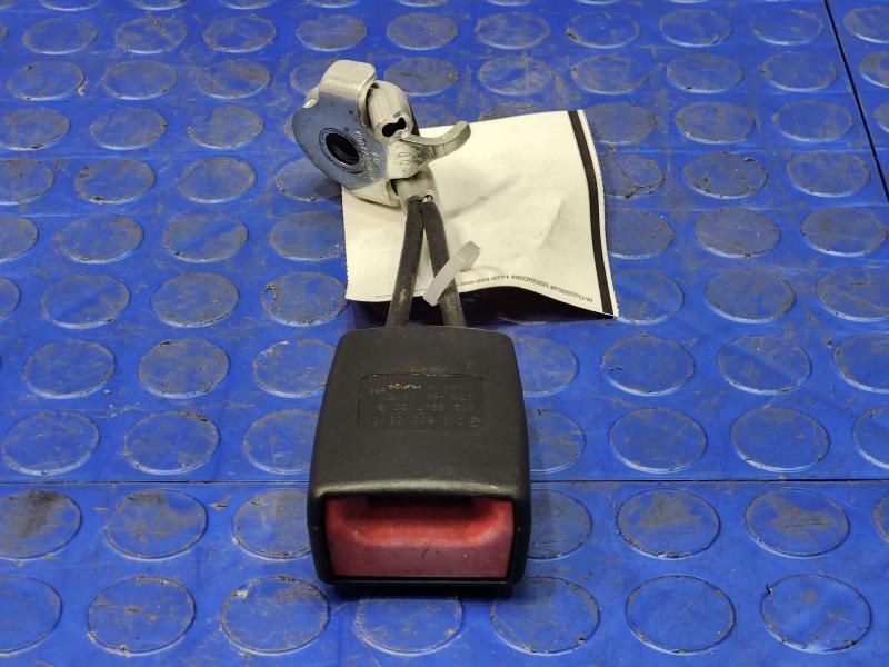 2006 Mercedes CLS-Class Rear Seat Belt