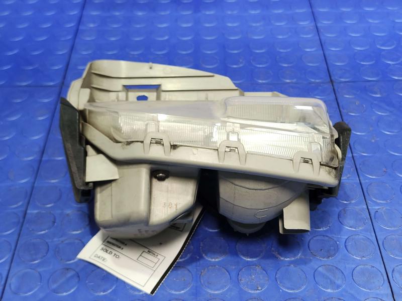 2013 Toyota Prius Fog/Mark/Park/Turn Light/Lamp