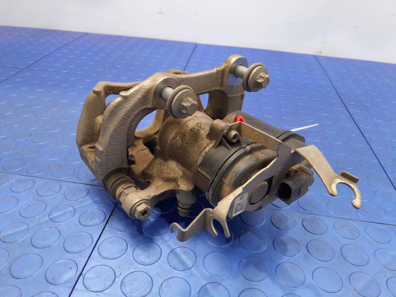 2018 BMW 740I Caliper