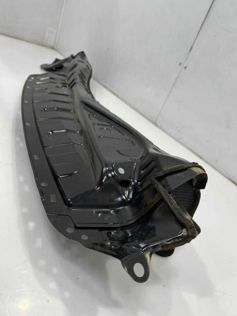 2016 Toyota Prius Cowl