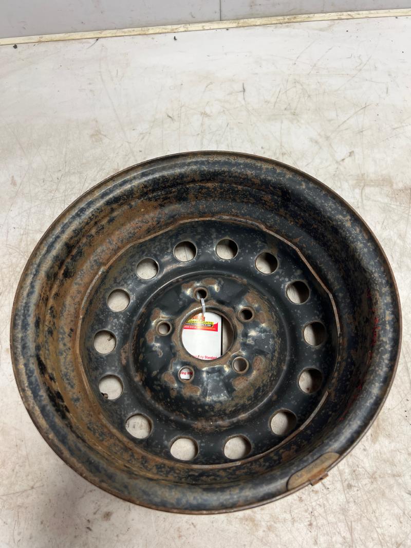 2012 Toyota Yaris Wheel