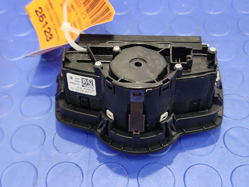 2017 Mercedes C-Class Headlight Switch (Dash Mtd)