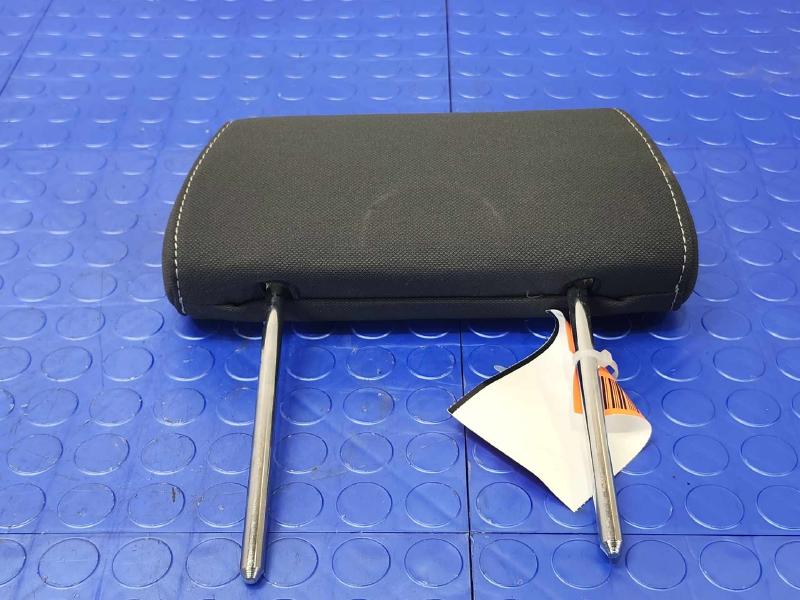 2014 Chevrolet Silverado 1500 Headrest