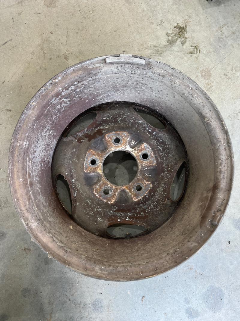1998 Ford F-150 Wheel