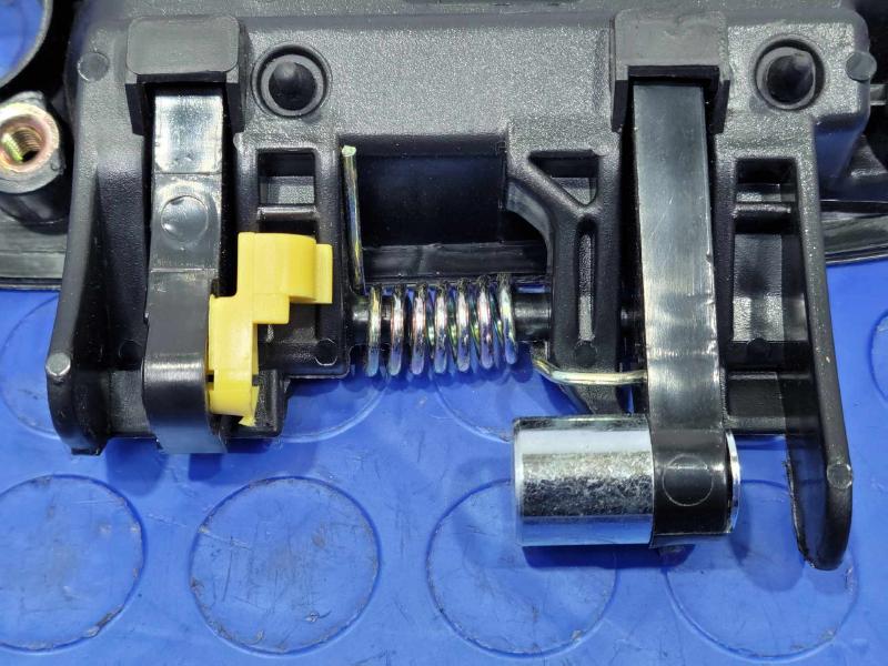 1998 Toyota Corolla Outside Door Handle