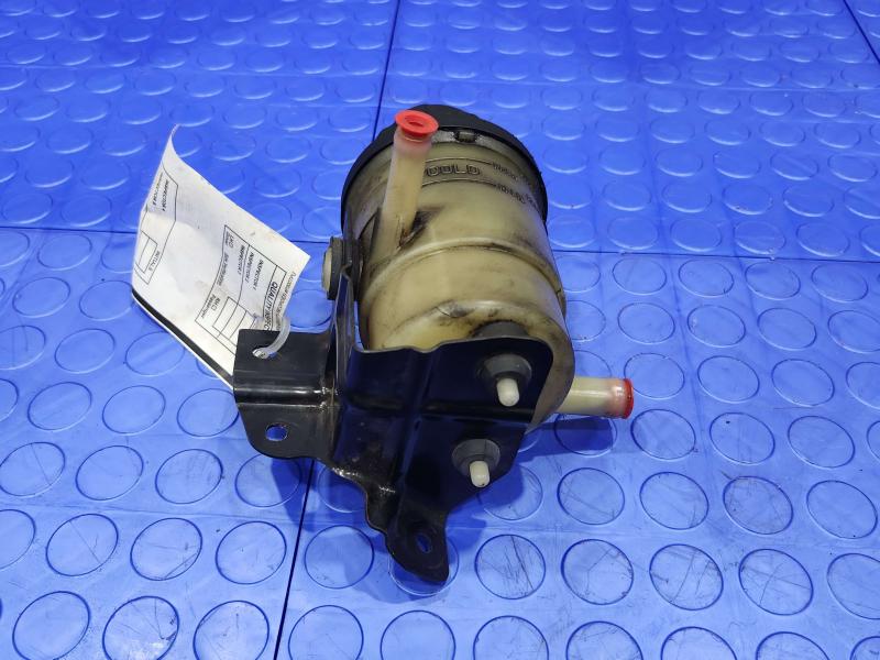 2011 Kia Sorento Power Steering Reservoir