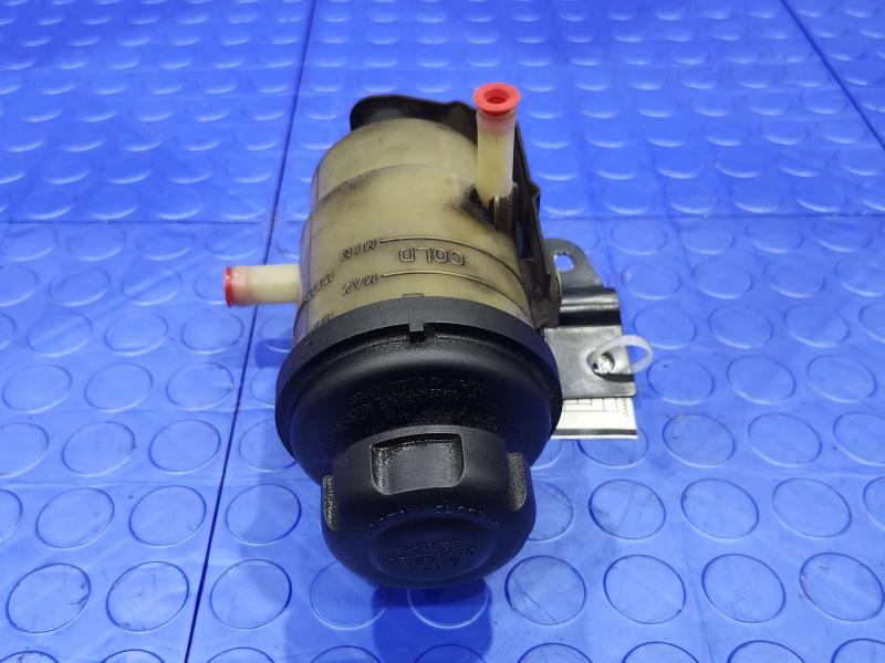 2011 Kia Sorento Power Steering Reservoir
