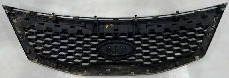 2012 Kia Sorento Grille