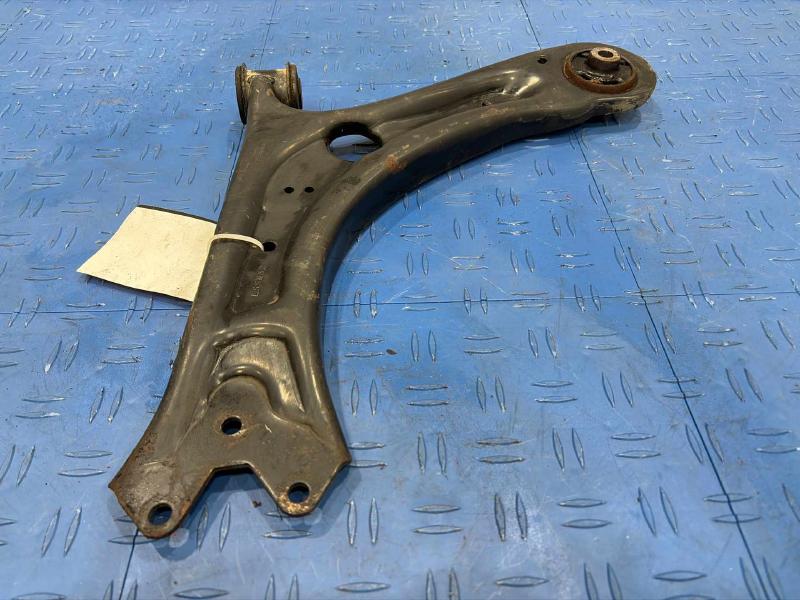 2015 Volkswagen Passat Lower Control Arm Front