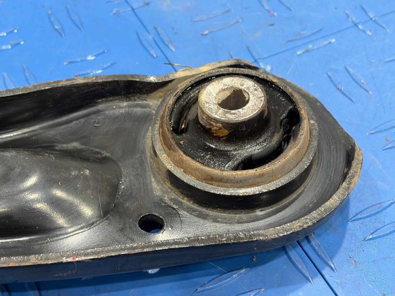 2015 Volkswagen Passat Lower Control Arm Front