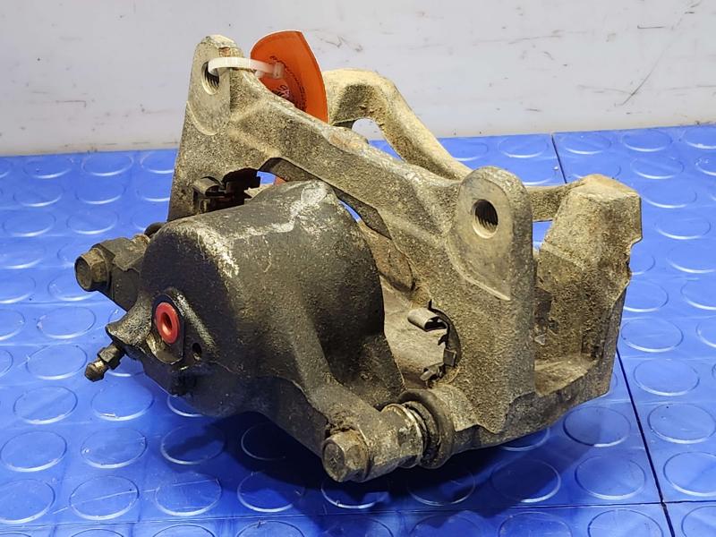 2019 Toyota Camry Caliper