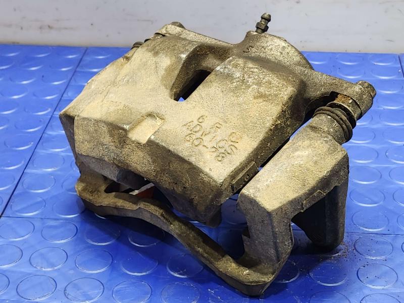 2019 Toyota Camry Caliper