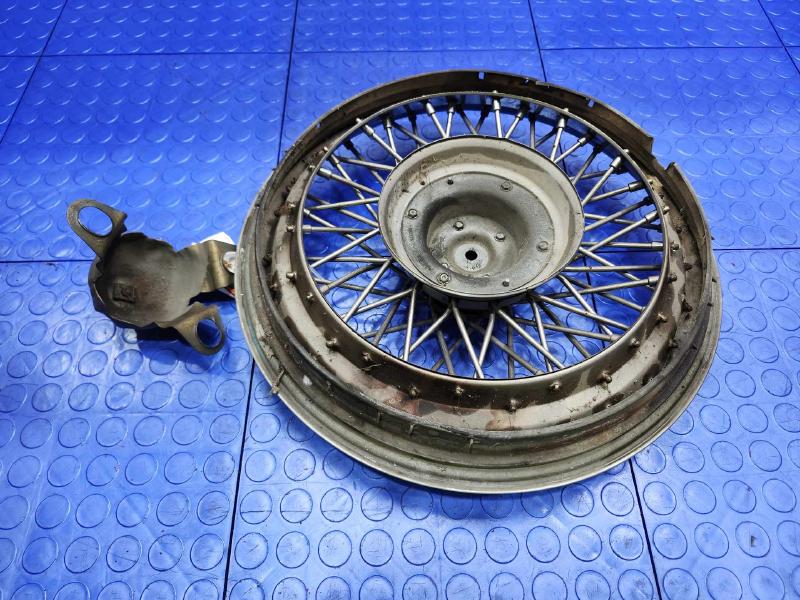 1984 Oldsmobile Ninety-Eight Wheel Cover