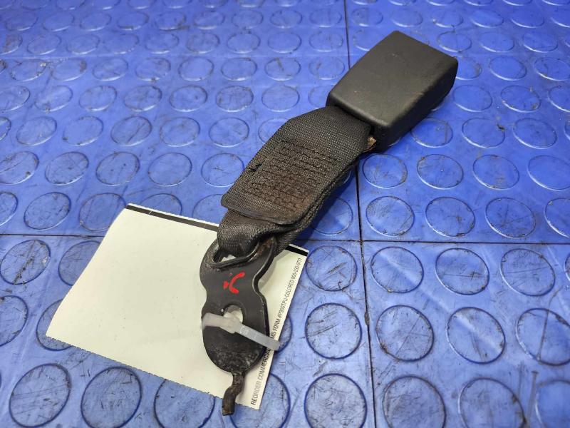 2011 BMW 535i Rear Seat Belt